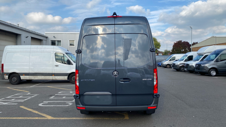 Mercedes-Benz Sprinter 315Cdi L2 Diesel Rwd 3.5t H2 Select Van